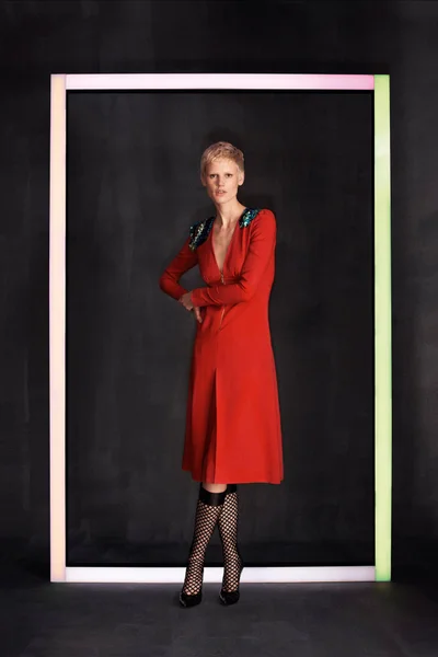 Look 16